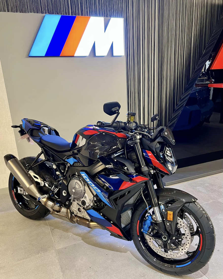 NOUVELLE BMW M 1000 R 